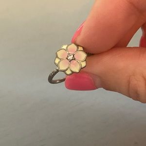 Pandora Flower Ring 🌸🌸🌸